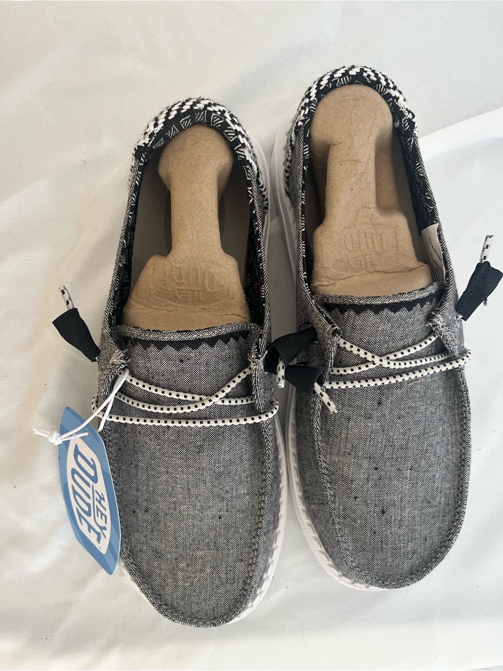 Hey Dude Women’s Wendy Chambray Woven size 6w BnWT